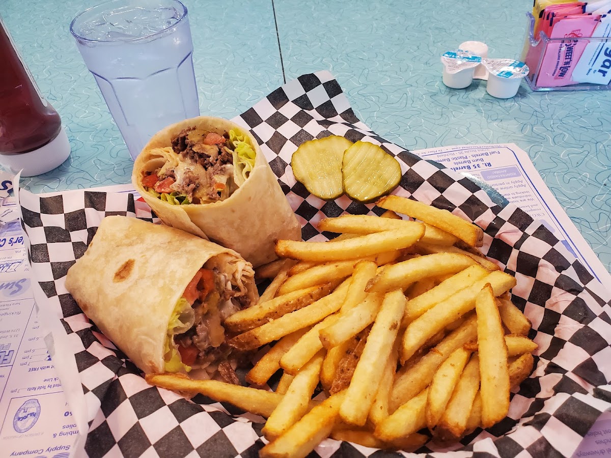 Bing's Diner Photo 3
