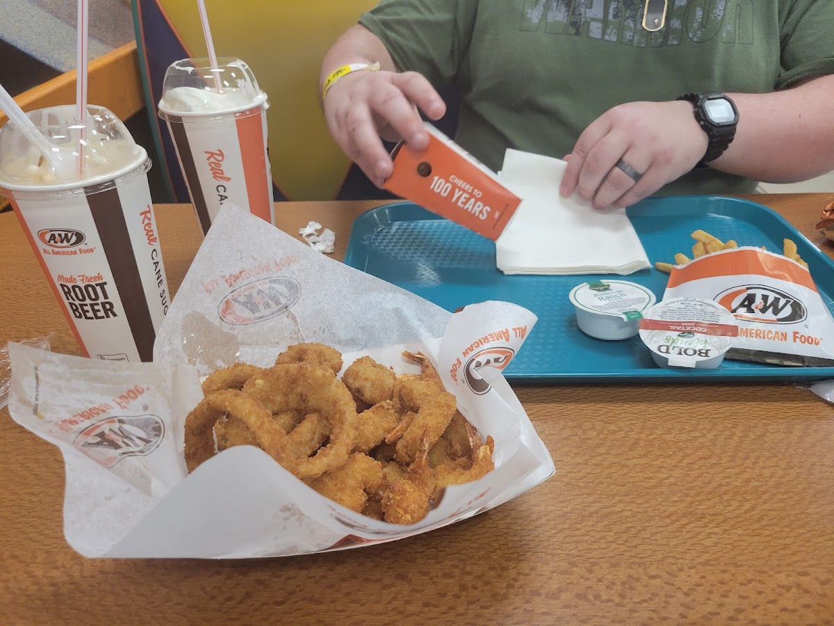 A&W Restaurant Photo 10