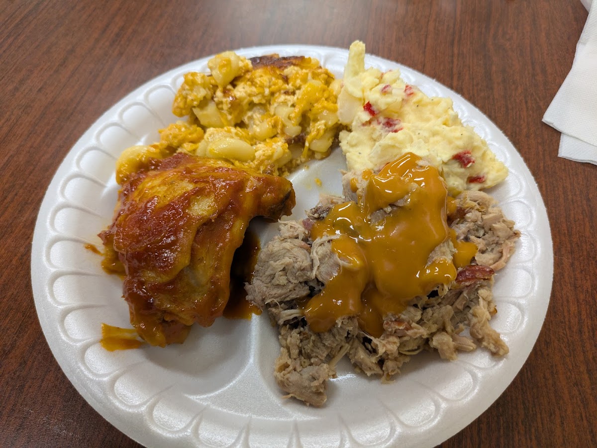 Dukes Bar-B-Que Photo 3