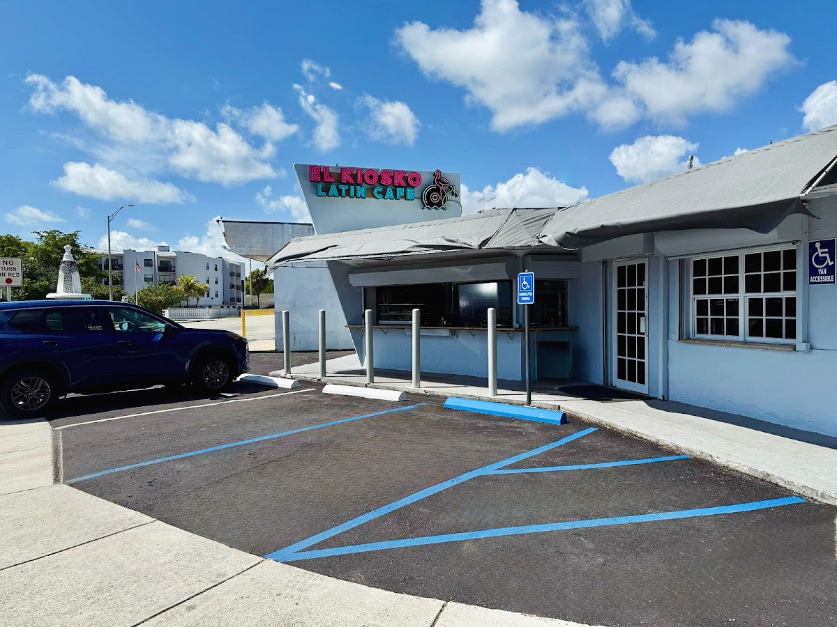 El Kiosko Latin Cafe
