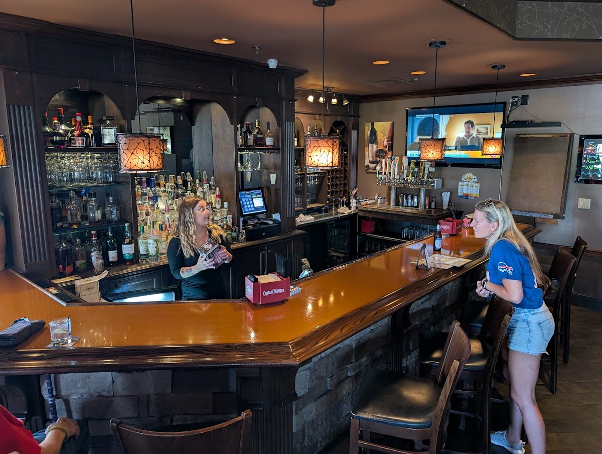 Waterstone Grill Photo 4