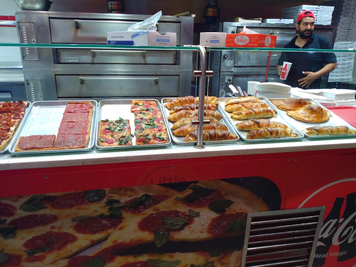 Little Italy Pizza Photo 9