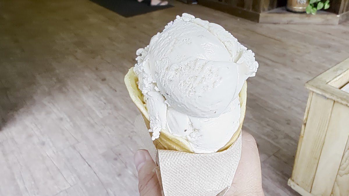 Betty Rae's Ice Cream Photo 2