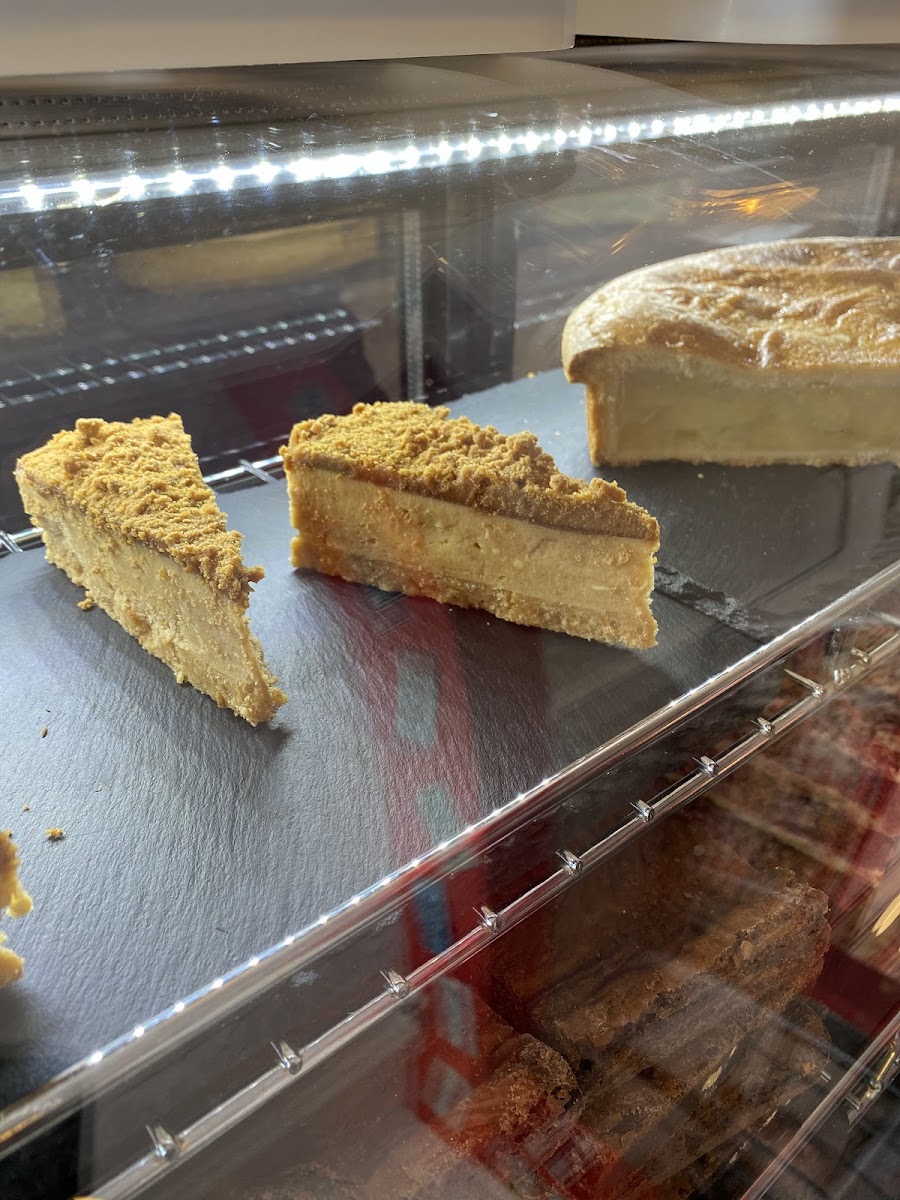 Ronnies desserts Photo 9