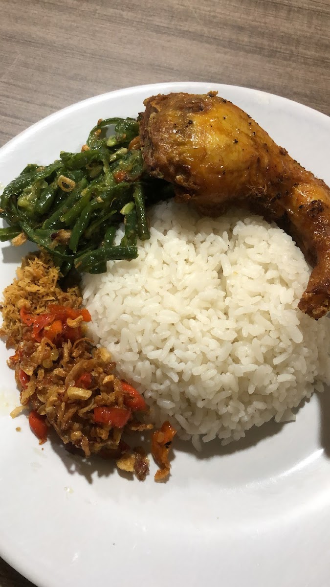 Ayam Bakar Maksu Photo 7