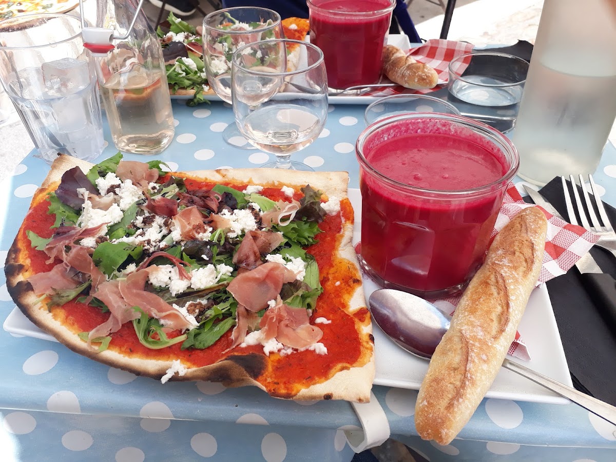 Le Four sous le Platane Photo 9