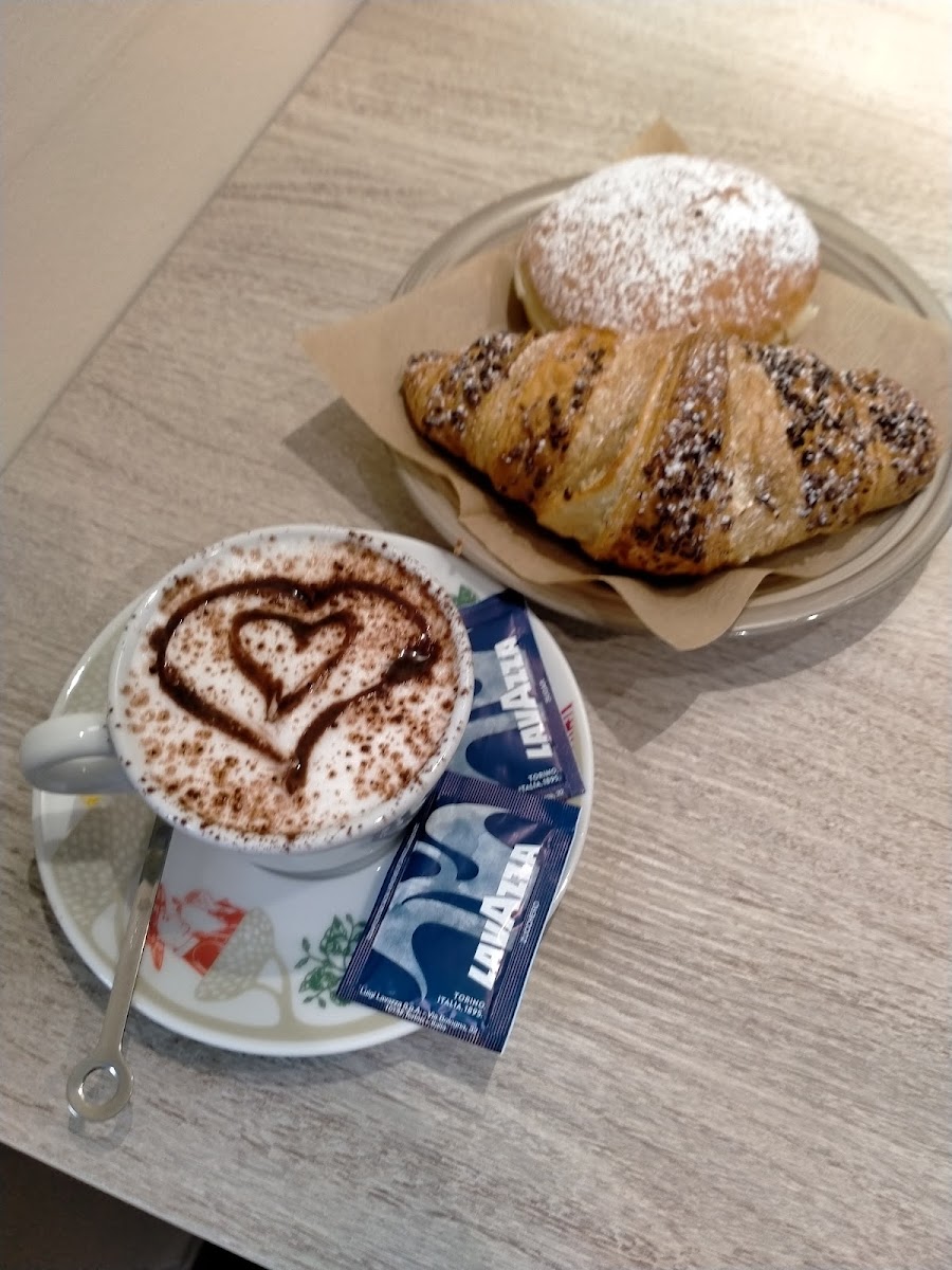 Gelateria Crema e Cioccolato Photo 7