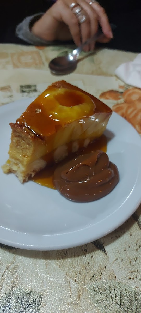 R&H – Autoservicio de Comidas Photo 6