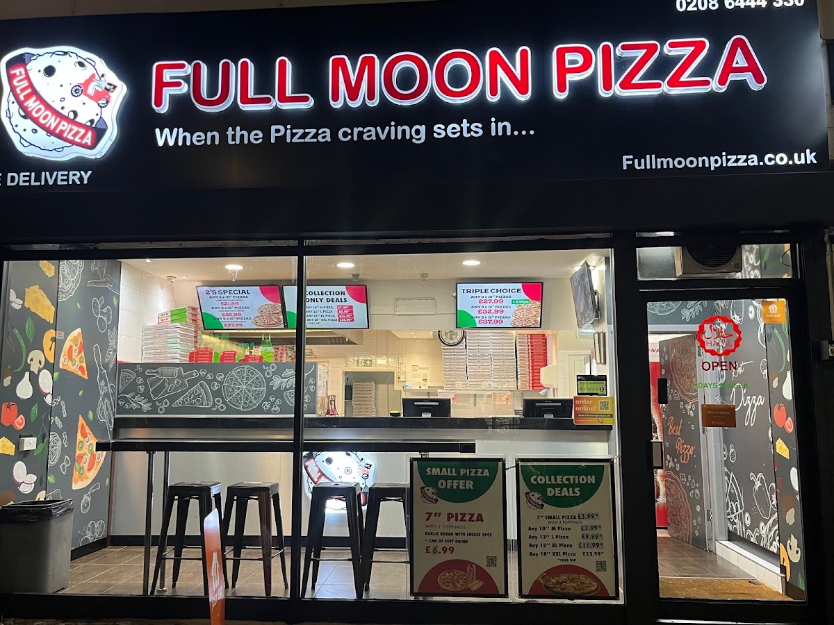 Full Moon Pizza