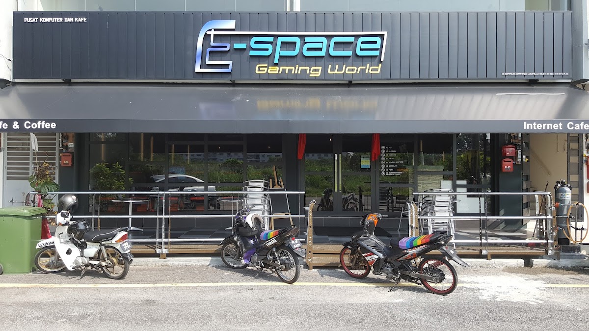 E-Space Gaming World Photo 5