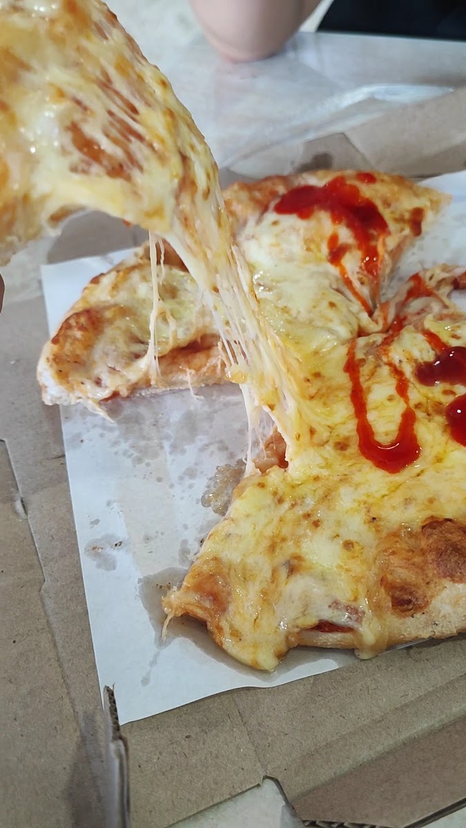 Angel's Pizza - Monumento Photo 2