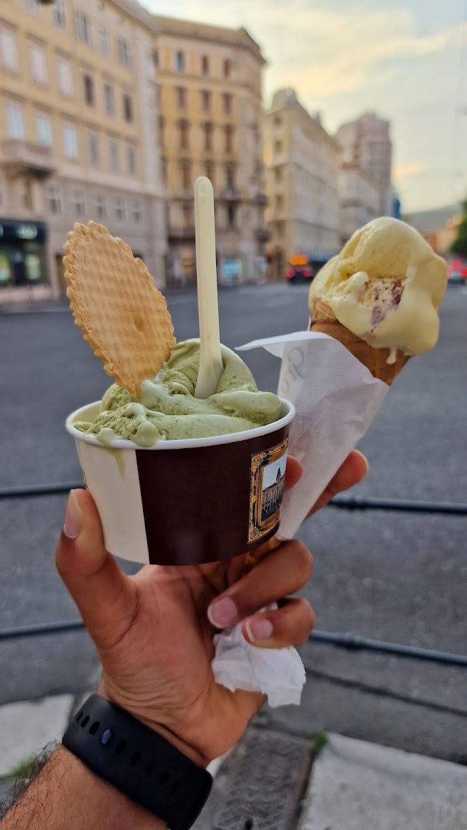 Gelateria Luna Udine Photo 6