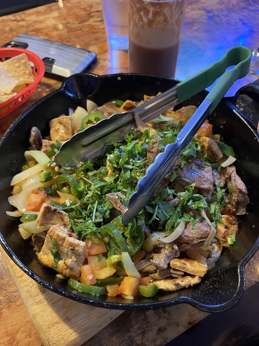 Mineros Restaurant Photo 9