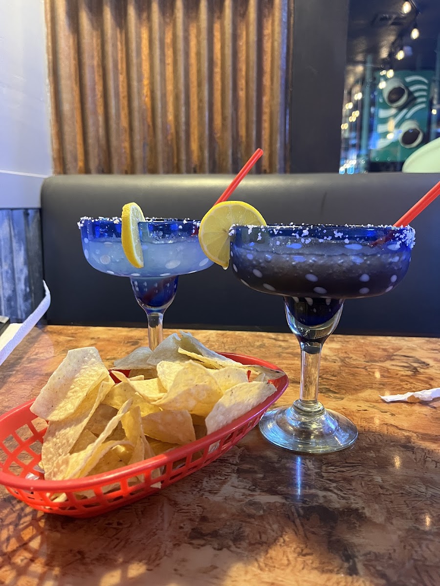 Mineros Restaurant Photo 5