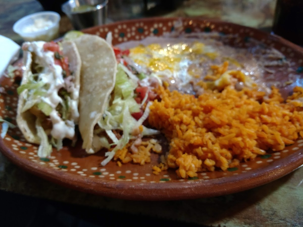 Mineros Restaurant Photo 7