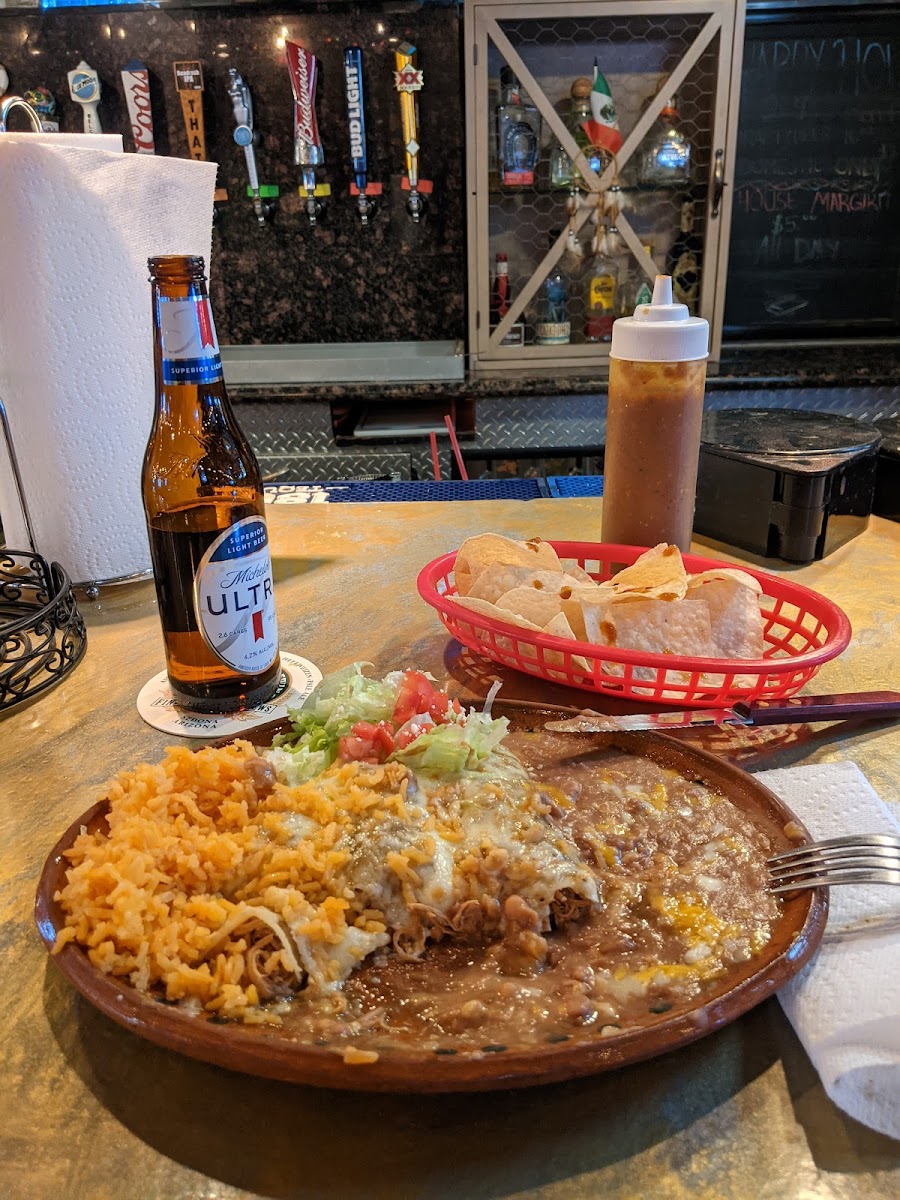 Mineros Restaurant Photo 8