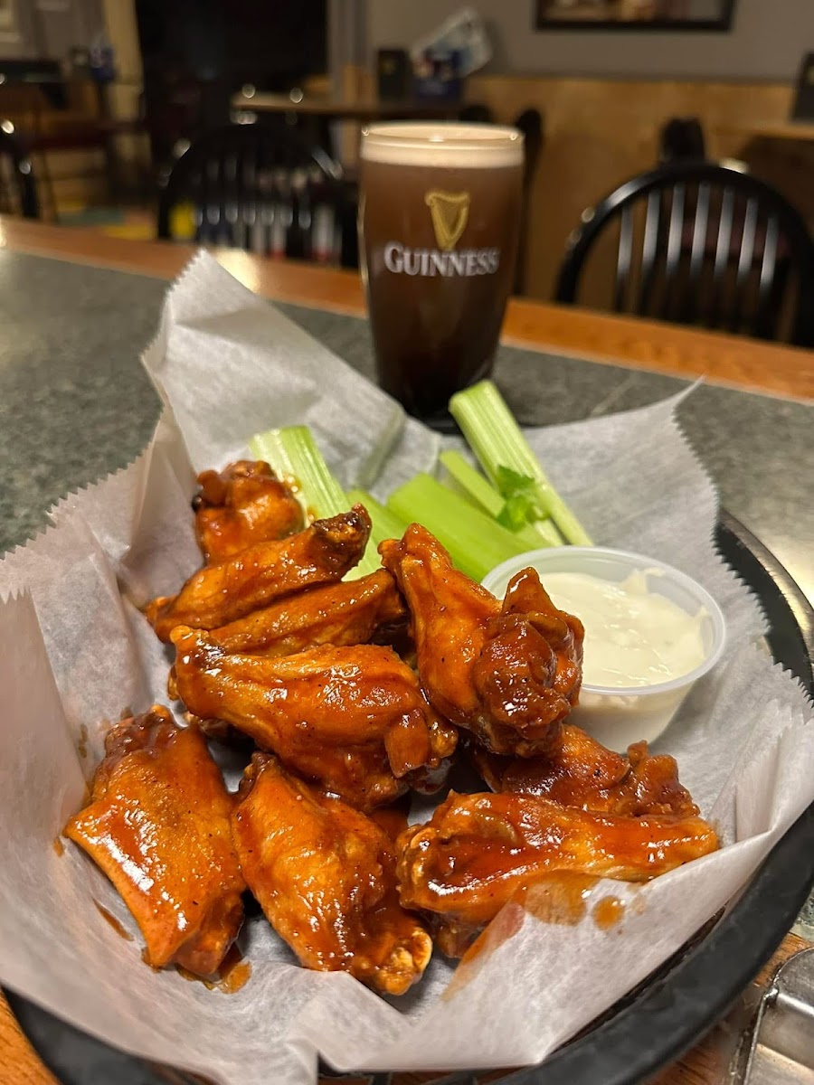 Dawg House Bar & Grill Photo 2