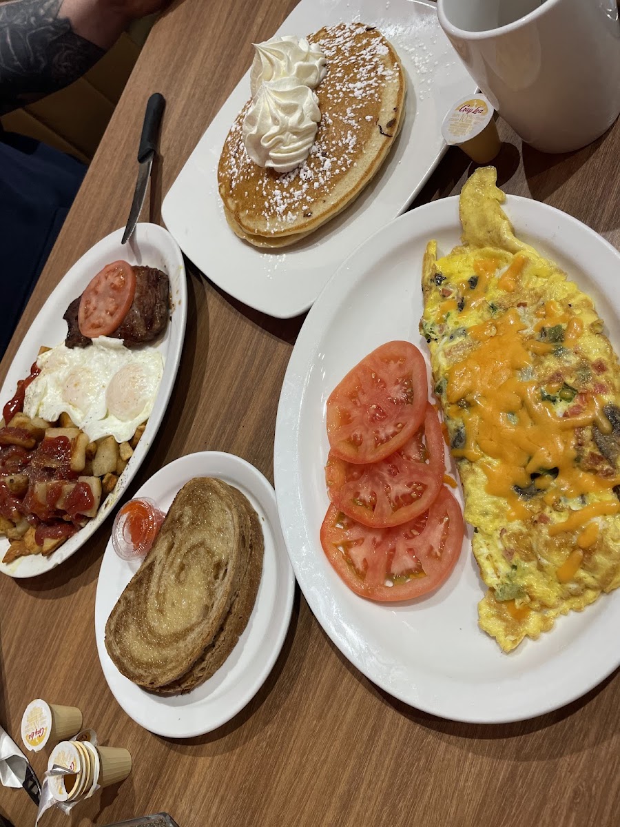 Stacked Pancake & Breakfast House Photo 8
