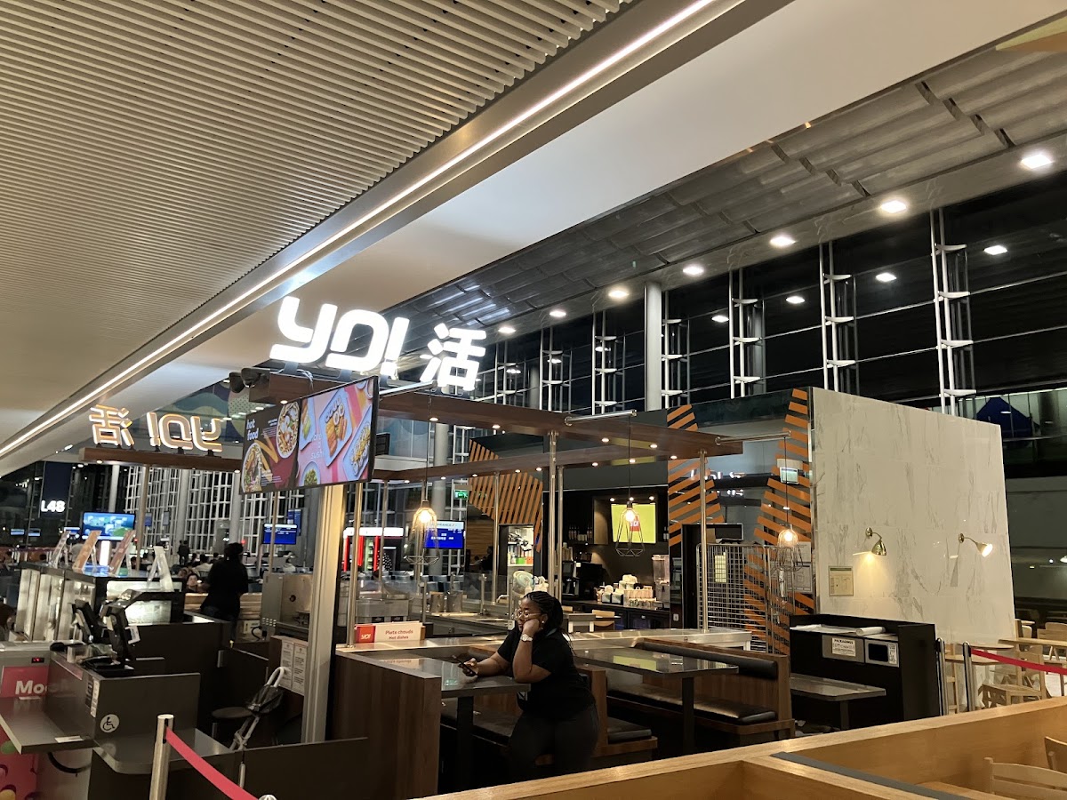 YO! Sushi - Terminal 2F - Portes F44 - F56