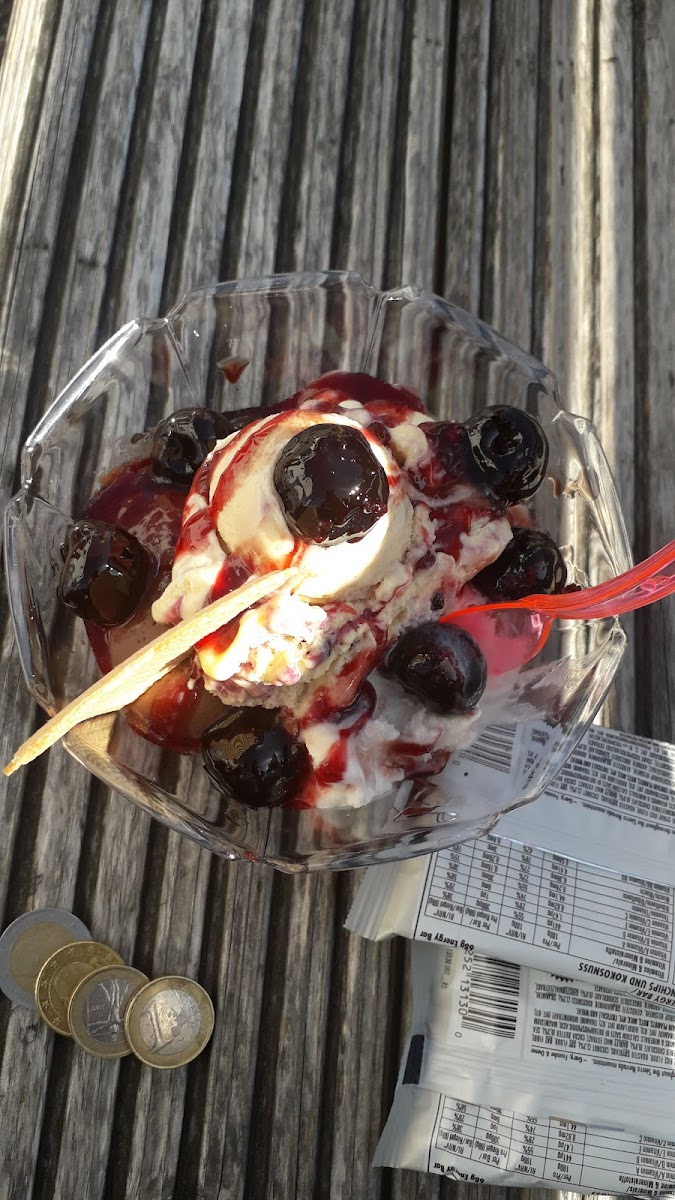 Eiscafé Riviera - Eisdiele Wörth a. d. Isar Photo 6