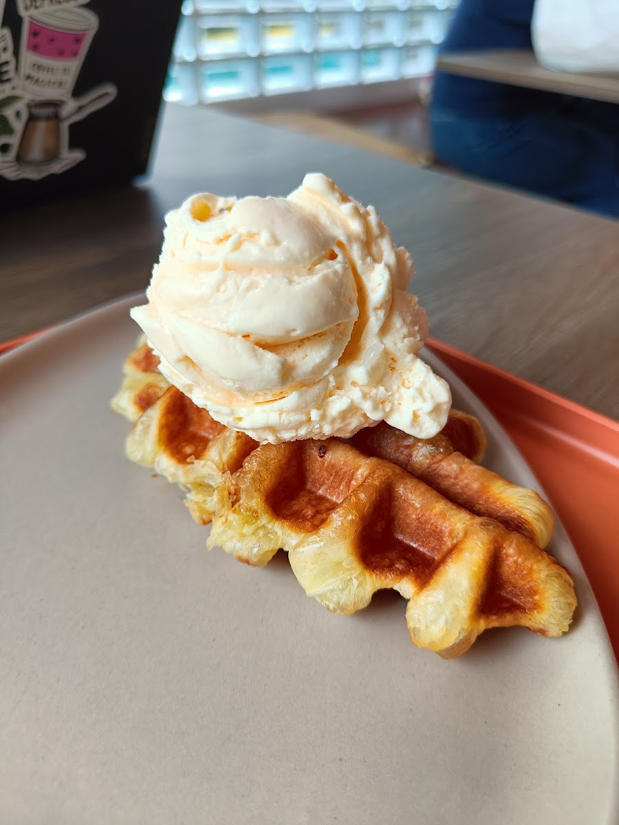 Blooming Cafe Photo 8