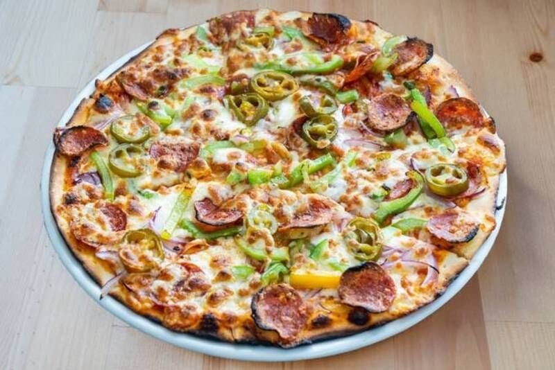 Pizza Real Photo 4