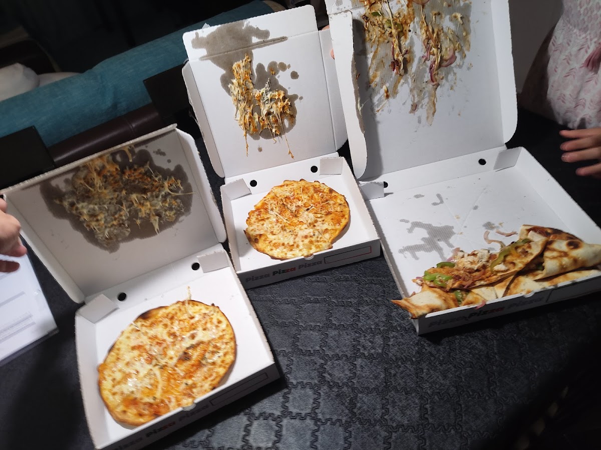 Pizza Real Photo 9