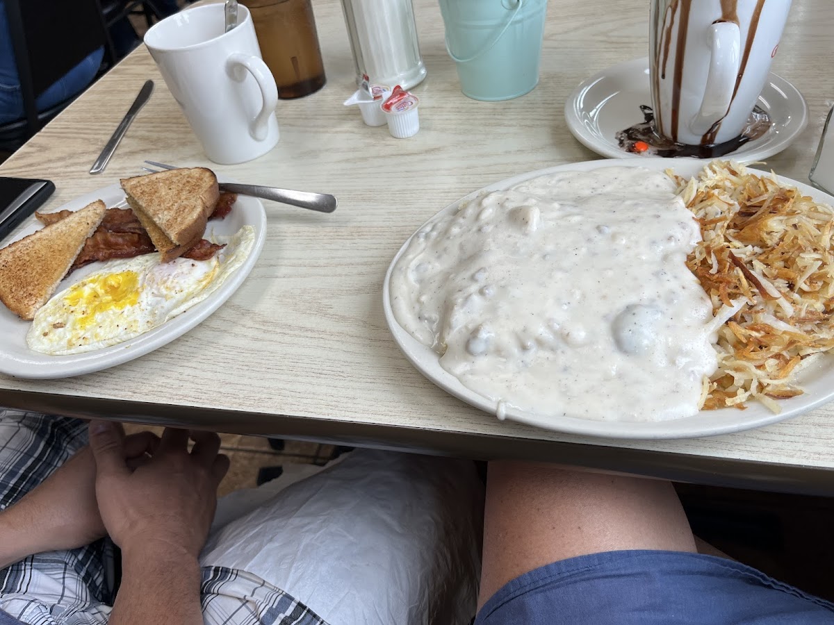 Bullshippers Cafe Photo 6