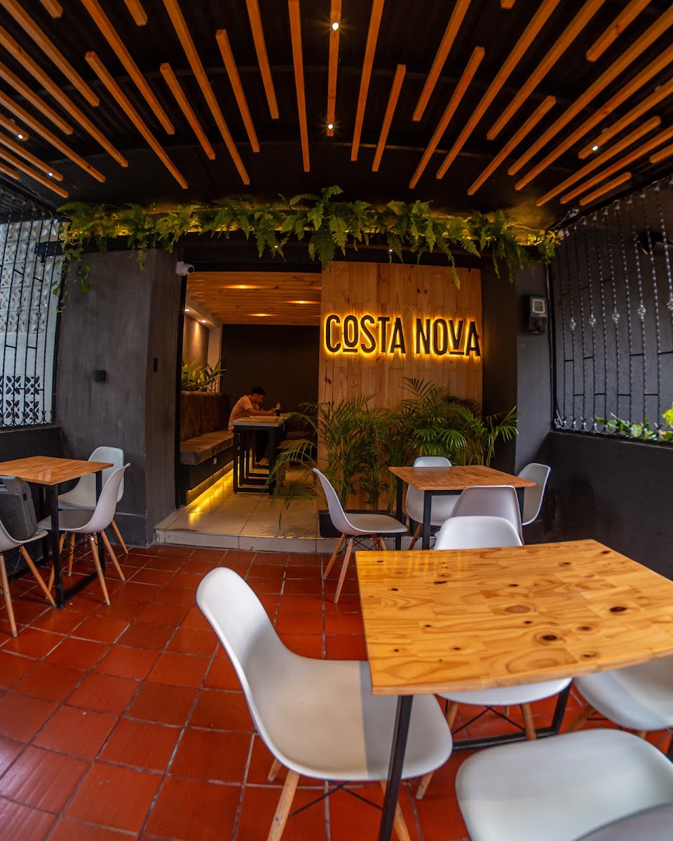 Costa Nova