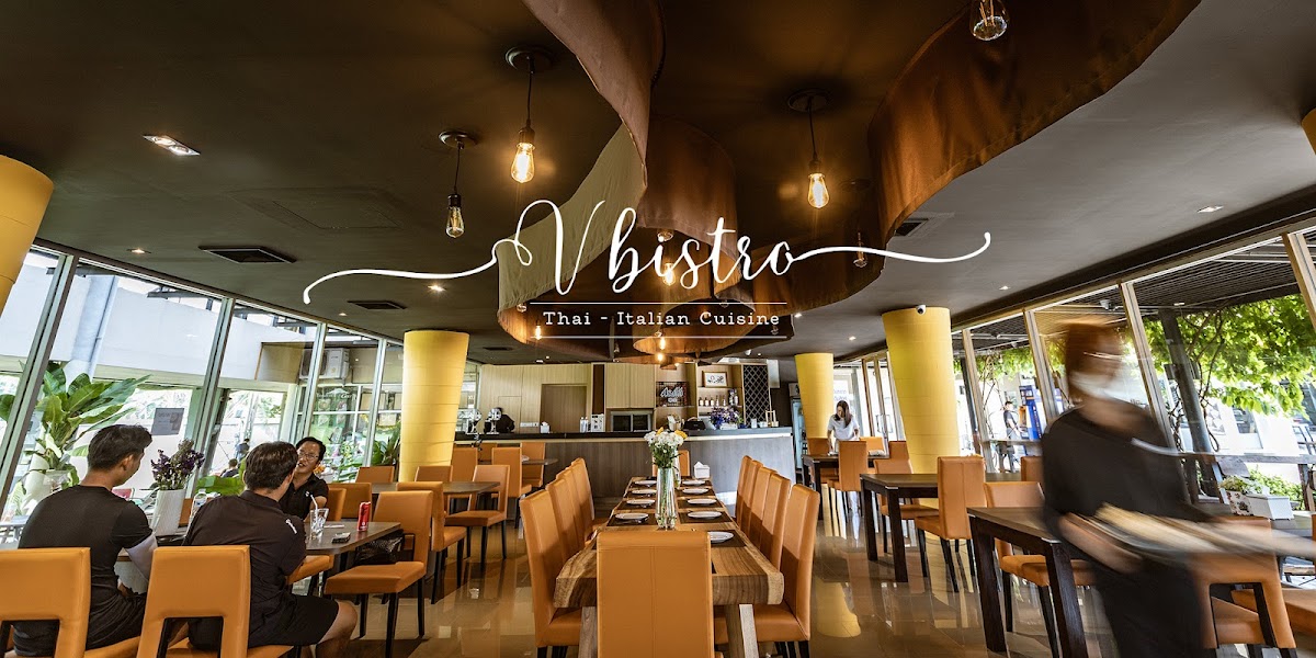 V Bistro Thai-Italian Cuisine