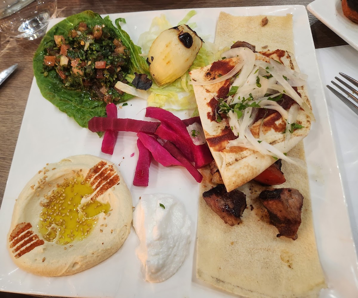 JAWNA Restaurant Libanais Photo 4