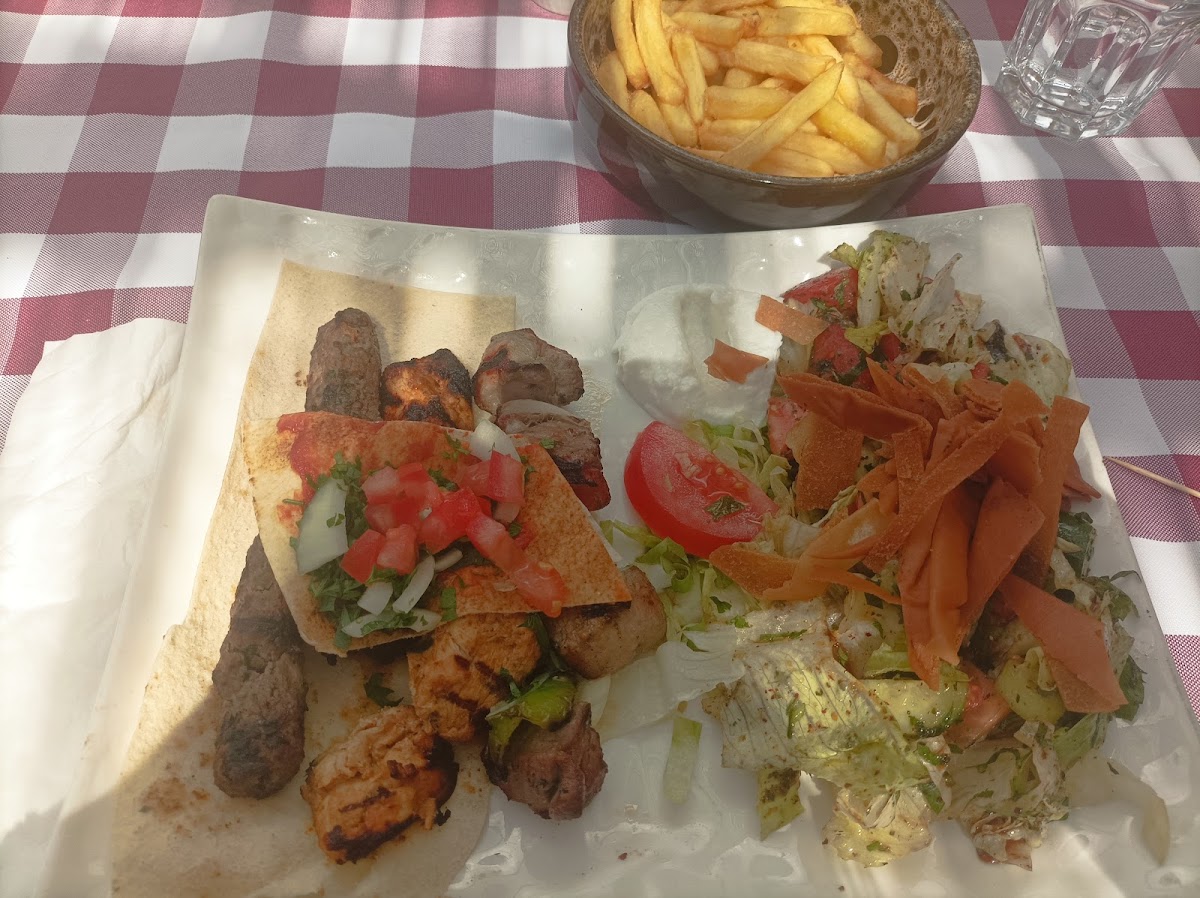 JAWNA Restaurant Libanais Photo 5
