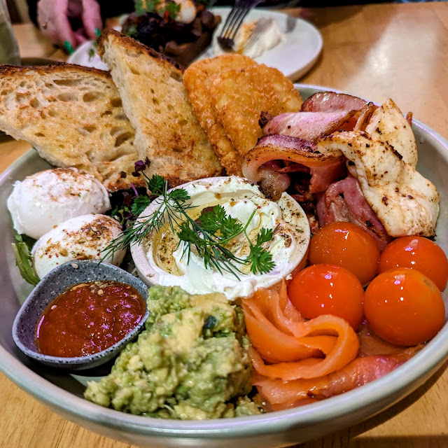 Jungle Brekky