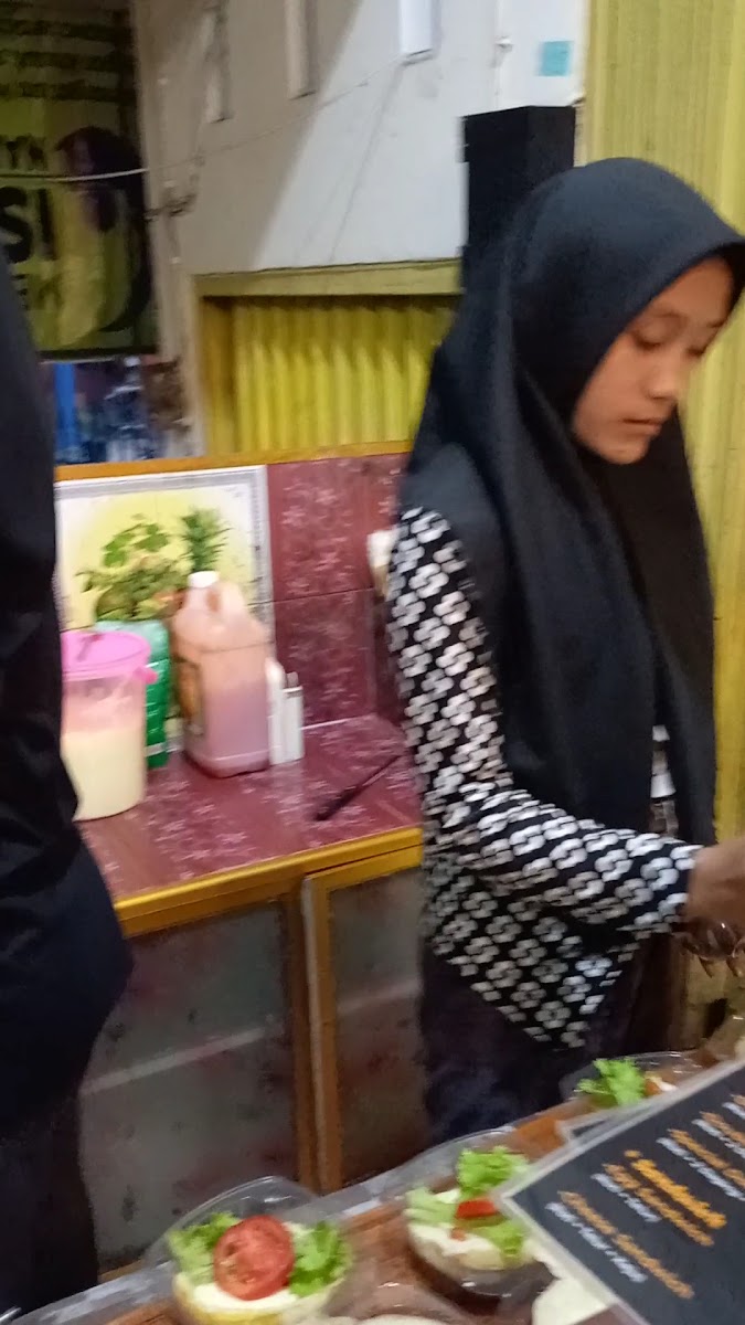 Mansur Hot Burger Gobah Photo 2