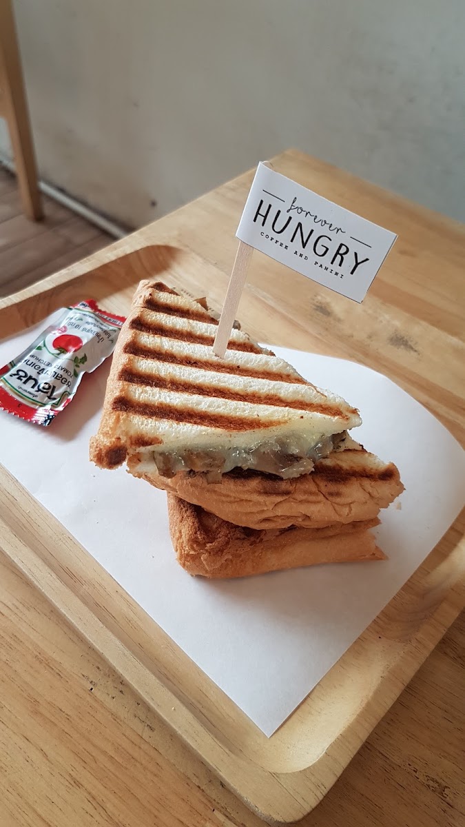 Forever Hungry Photo 6