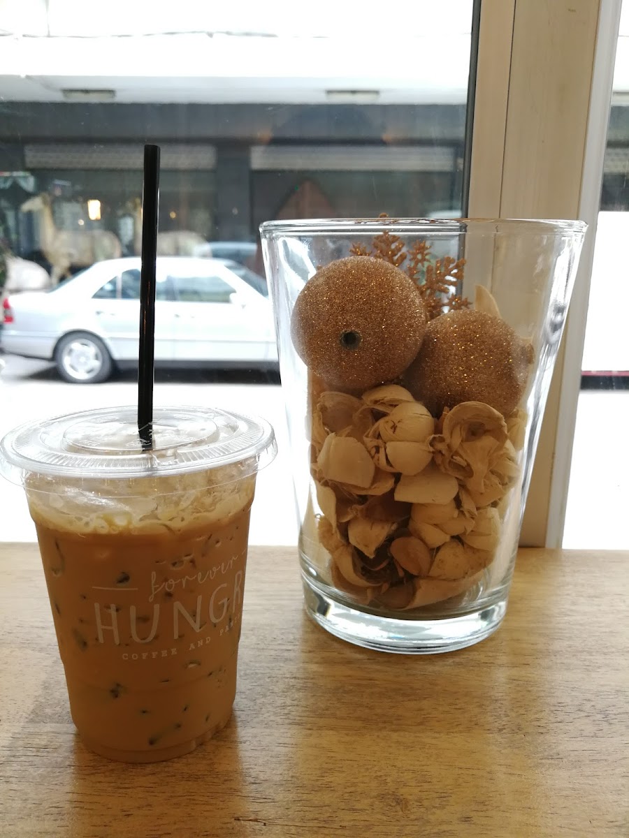 Forever Hungry Photo 8