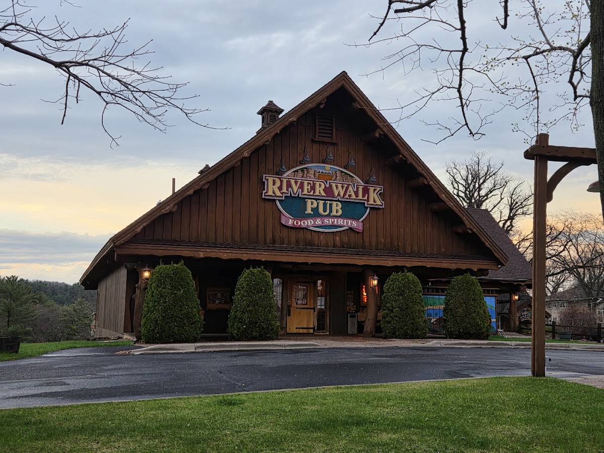 River Walk Pub