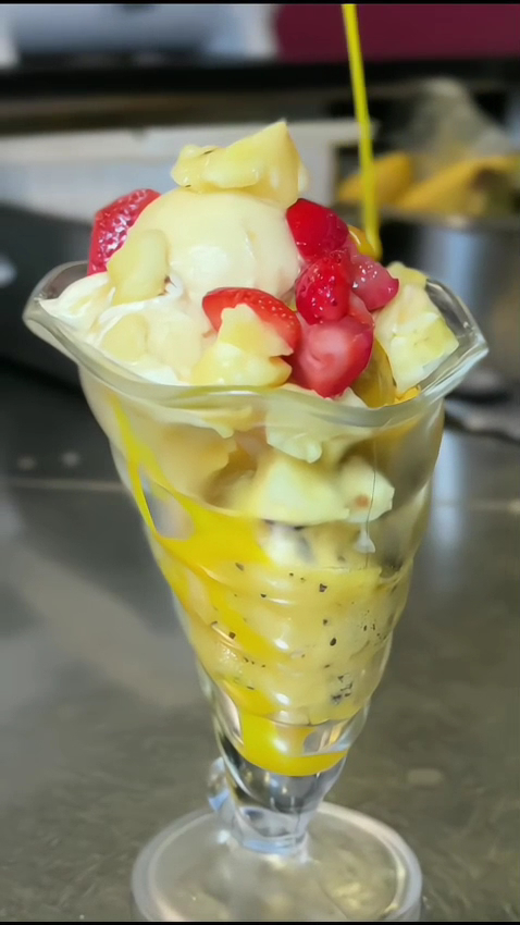 Sundaes Gelato Gloucester Photo 2