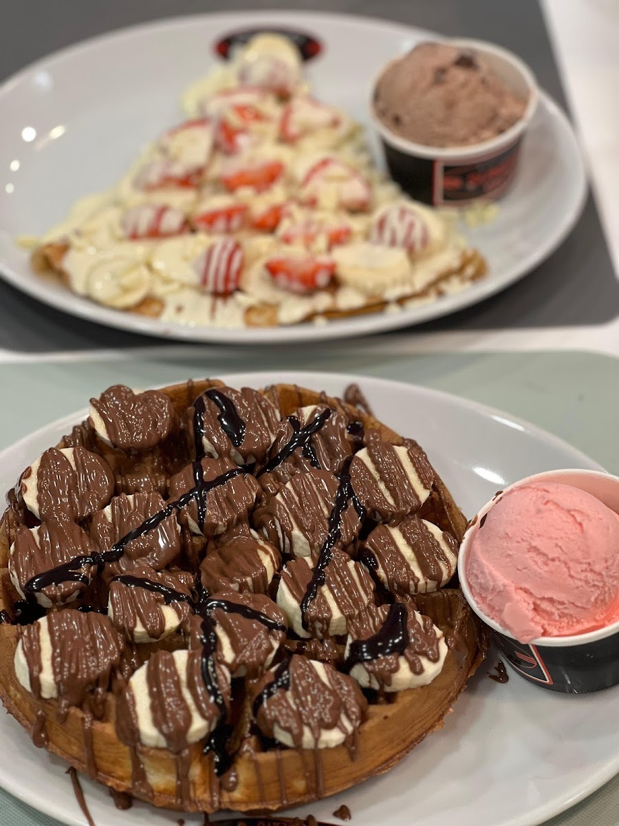 Sundaes Gelato Gloucester Photo 5