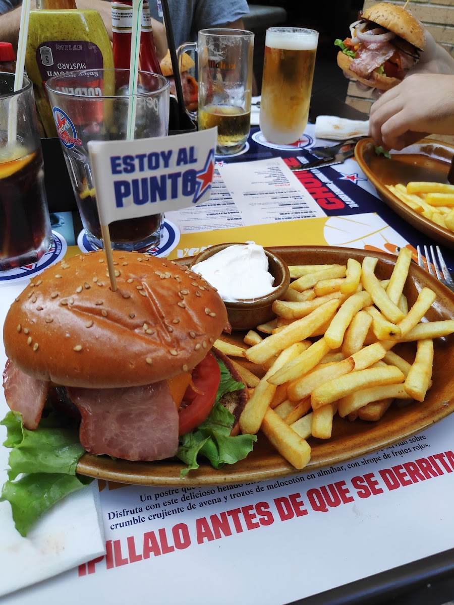 Foster's Hollywood Photo 10