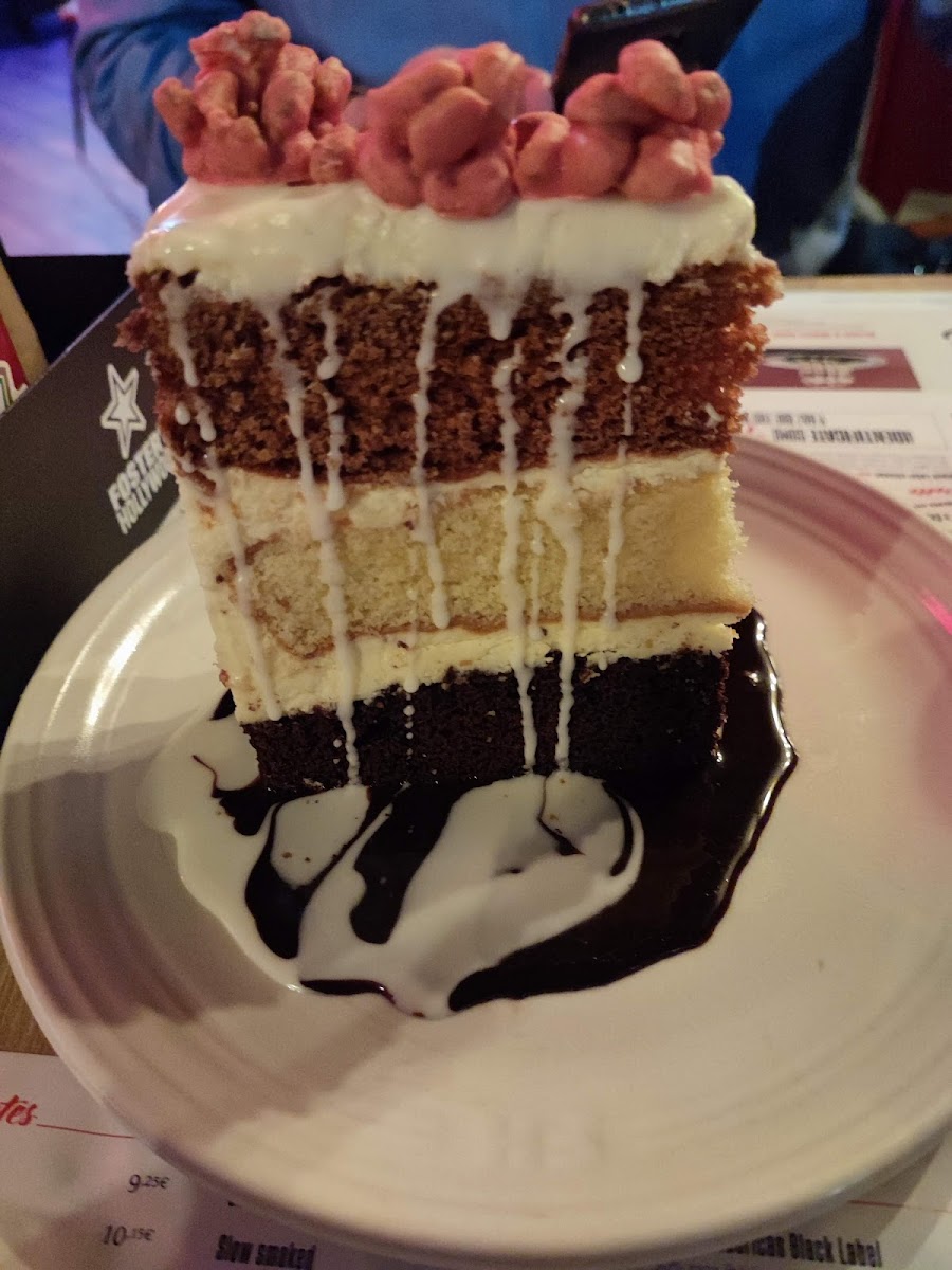 Foster's Hollywood Photo 8