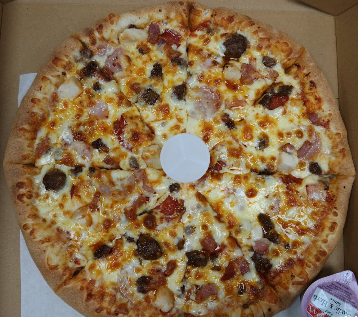 Authentica Pizza and Burger House Photo 8
