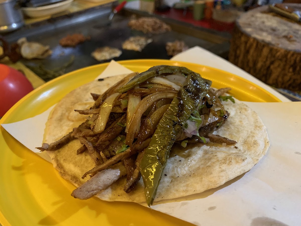Taqueria El Mil Amores Photo 3