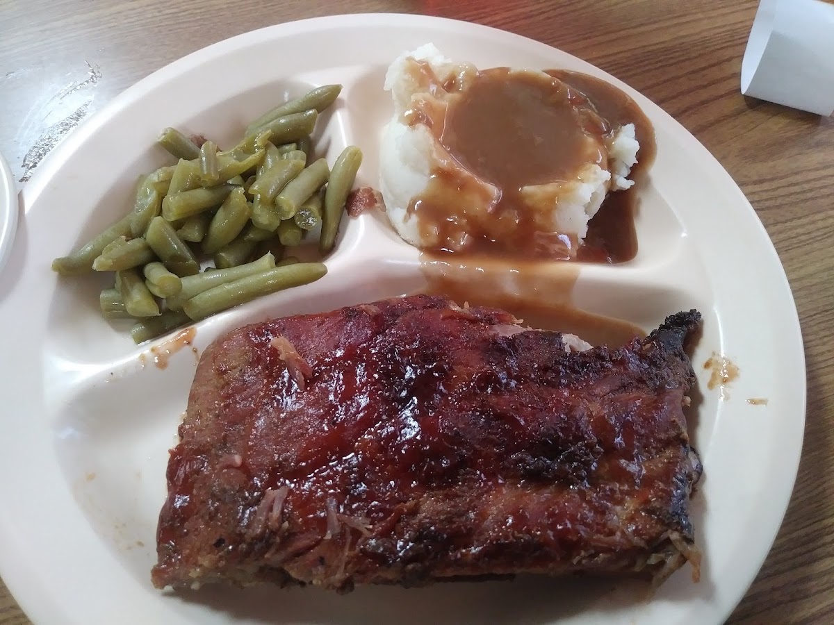 Hilltop Restaurant & Steak Photo 5