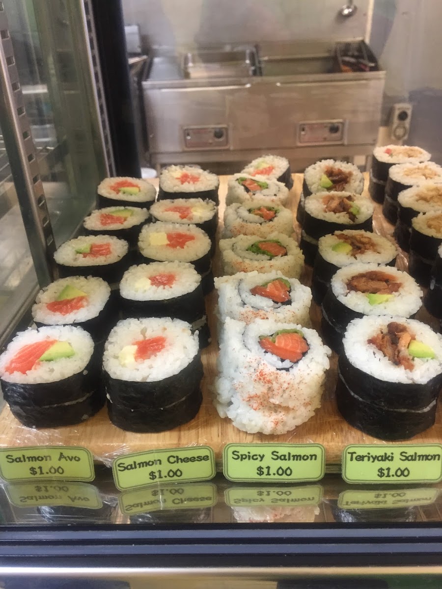 Sushi Bee Photo 7