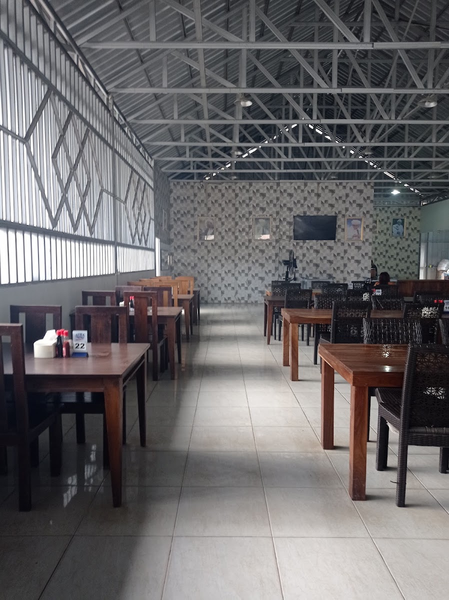 Rumah makan PONDOK PATIN ADELIA
