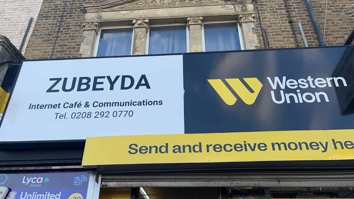 Zuweyda Internet Cafe