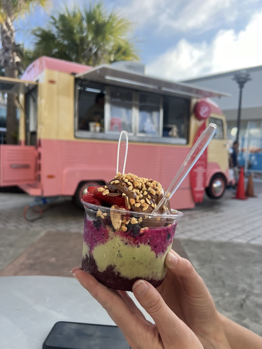 Sip Smoothie & Acai Photo 5