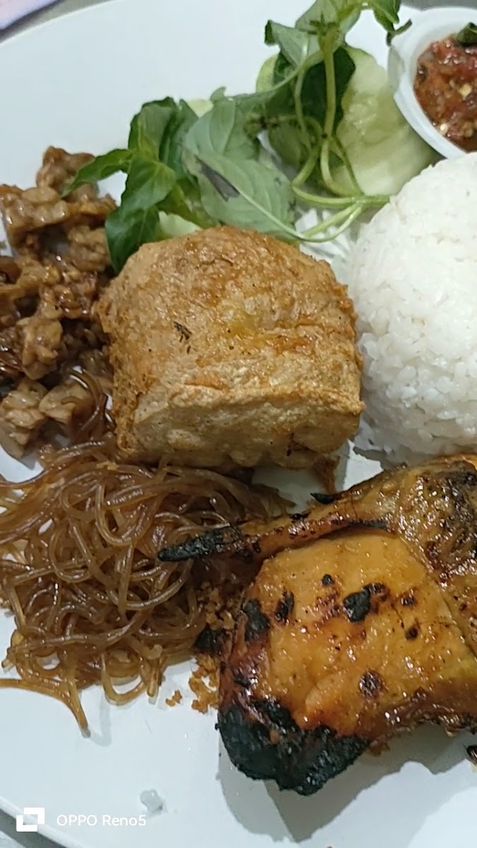 Ayam Bakar KQ5 Pondok Kelapa Photo 2