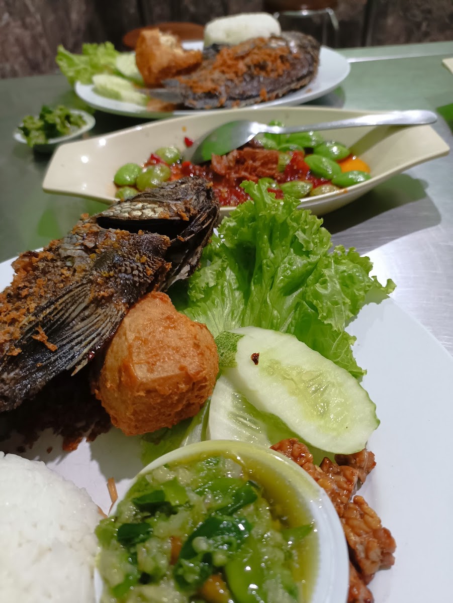 Ayam Bakar KQ5 Pondok Kelapa Photo 8